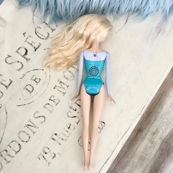 Disney, Frozen,‎ Elsa, Singing, Doll, 2014, Nice Condition - Picture 4 of 8